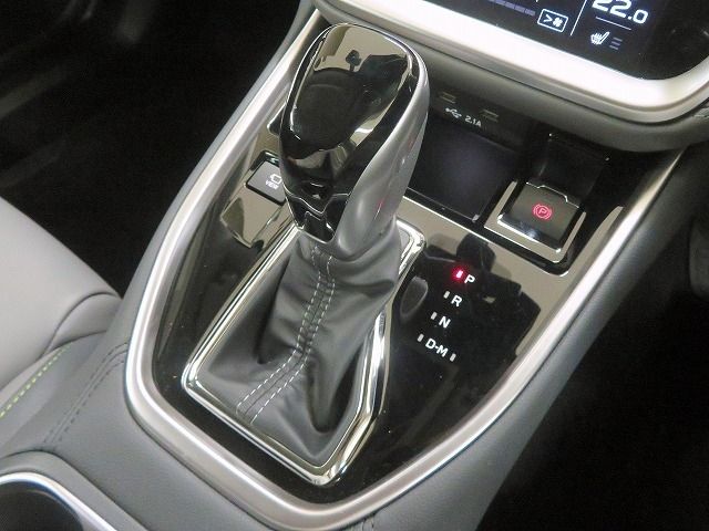 Subaru OUTBACK 2022-04 18707-11