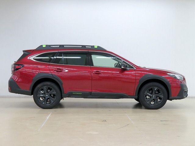 Subaru OUTBACK 2022-04 18707-17