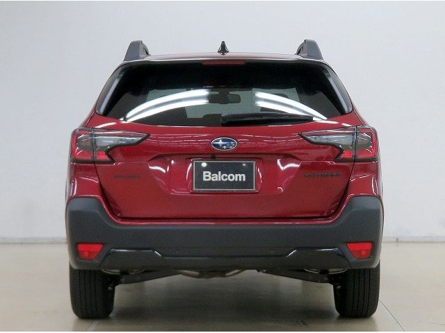 Subaru OUTBACK 2022-04 18707-19