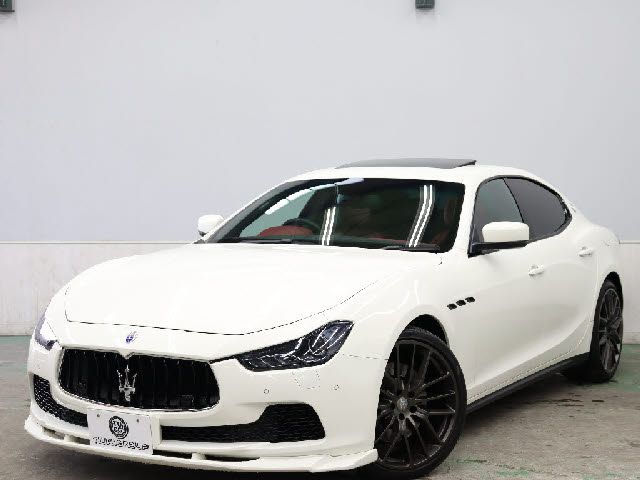 Maserati GHIBLI 2016-03 20469-12