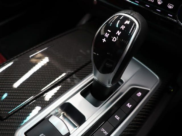 Maserati GHIBLI 2016-03 20469-27