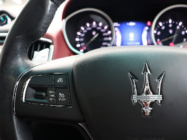Maserati GHIBLI 2016-03 20469-23