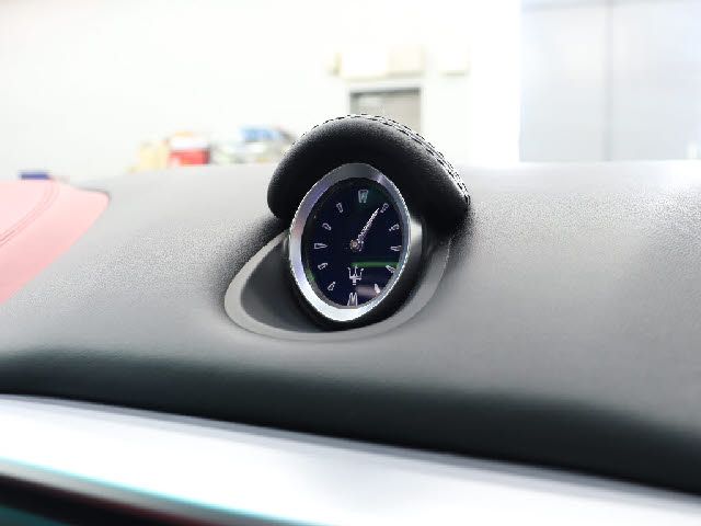 Maserati GHIBLI 2016-03 20469-10
