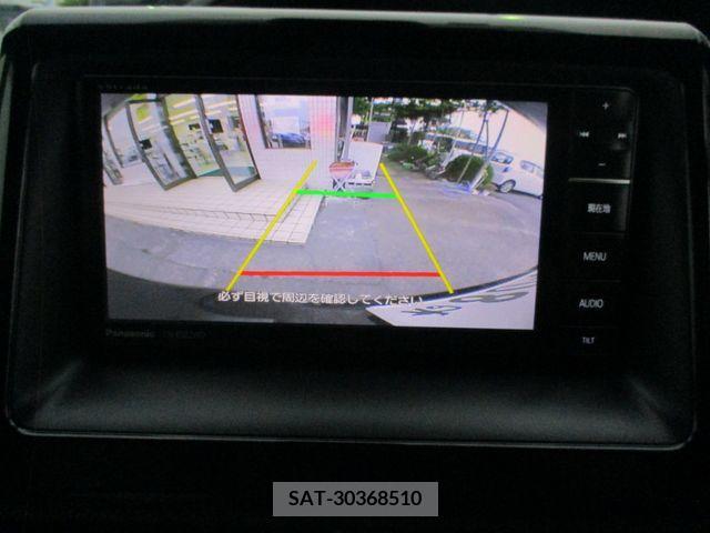 Toyota VOXY 2016-05 379649-18