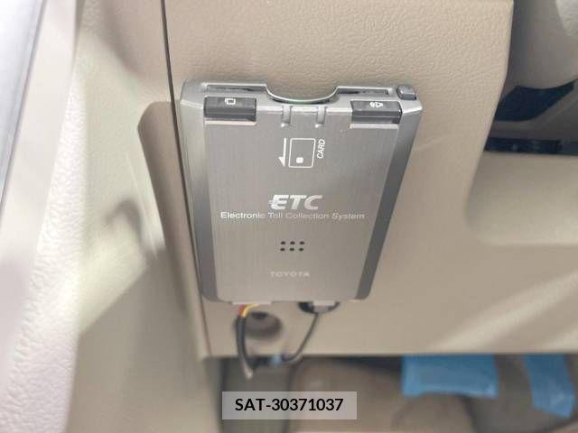 Toyota NOAH 2011-11 220488-7