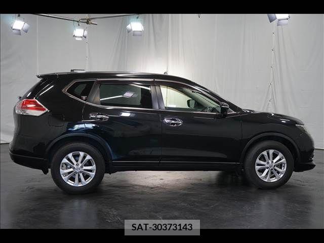 Nissan X-TRAIL 2014-11 290659-15
