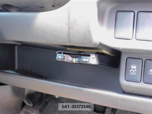 Nissan DAYZ 2015-03 358890-21