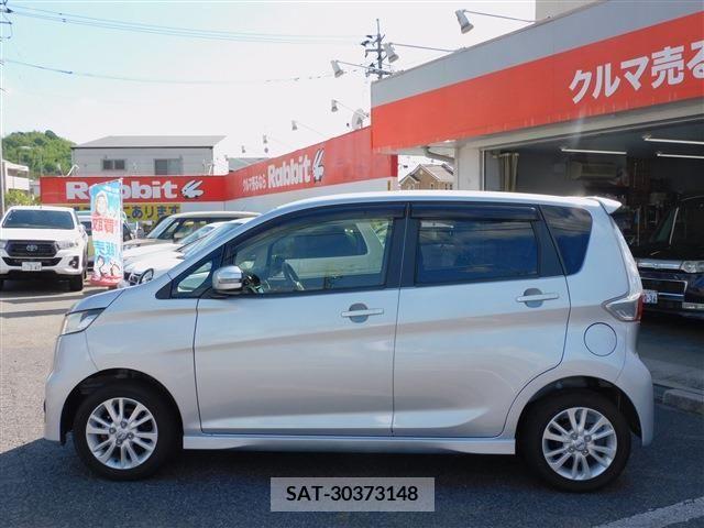 Nissan DAYZ 2015-03 358890-5