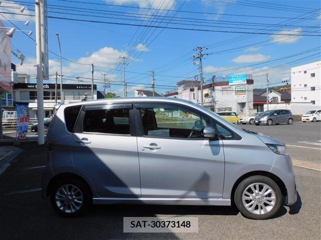 Nissan DAYZ 2015-03 358890-2