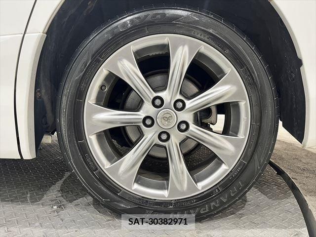 Toyota VELLFIRE 2009-12 246658-15