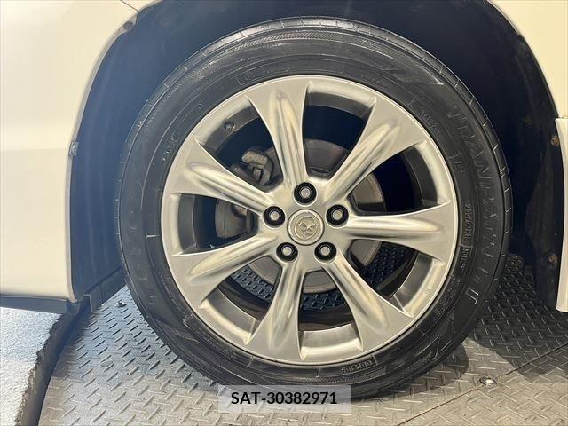 Toyota VELLFIRE 2009-12 246658-14