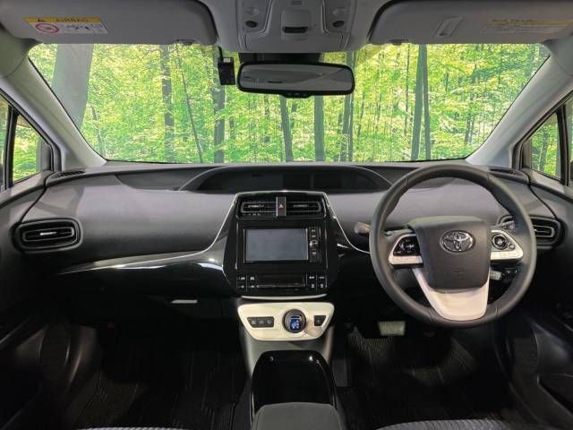 Toyota PRIUS 2018-05 1148-1