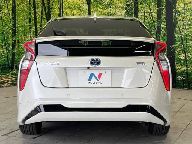 Toyota PRIUS 2018-05 1148-16