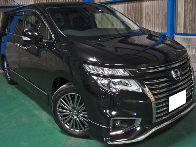 Nissan ELGRAND 2017-06 1899-0