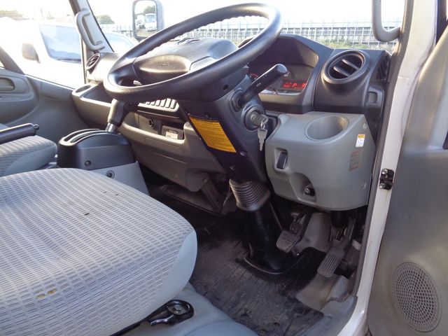 Toyota DYNA TRUCK 2014-10 14195-16
