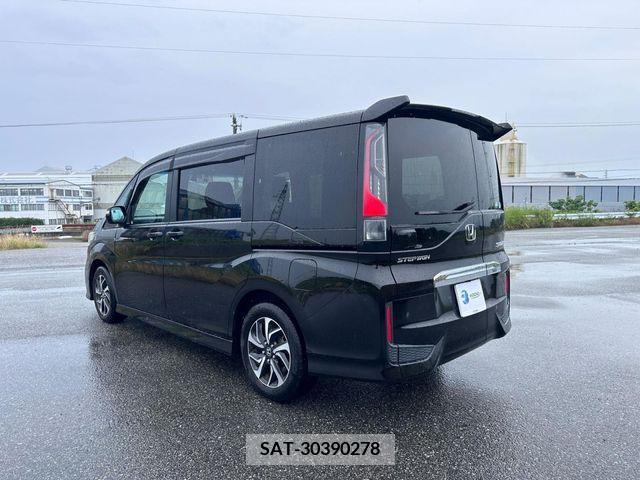 Honda e 2019-07 331693-2