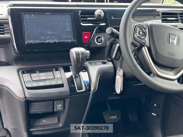 Honda e 2019-07 331693-13