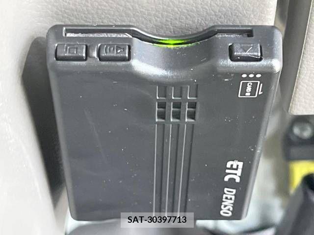 Suzuki EVERY 2022-07 268833-3