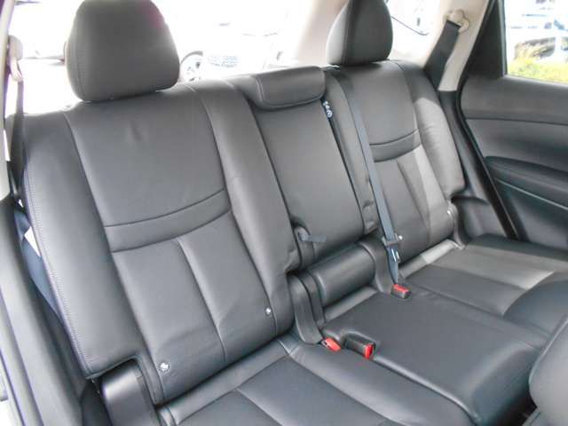 Nissan X-TRAIL 2017-09 9634-17