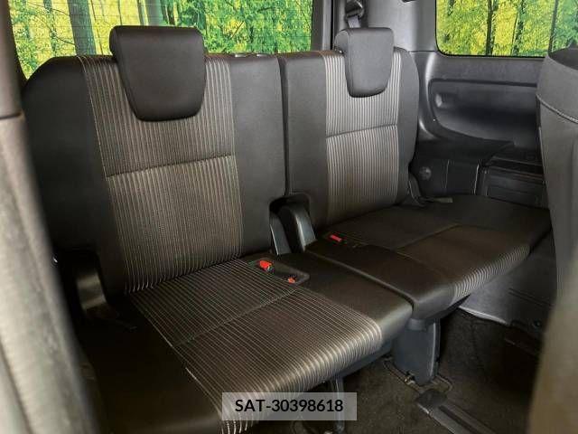 Toyota VOXY 2020-02 394975-10