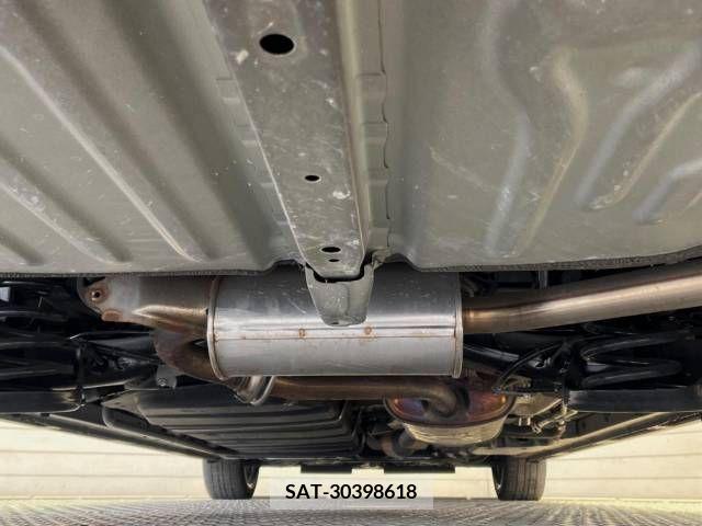 Toyota VOXY 2020-02 394975-19