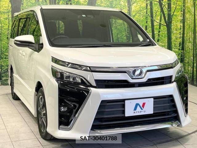 Toyota VOXY 2017-09 246864-16
