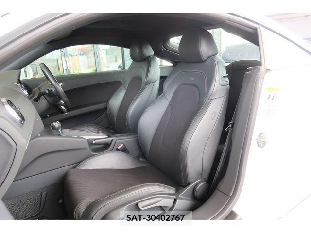 Audi TT 2011-07 395806-19