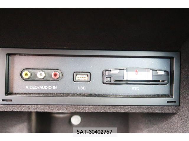 Audi TT 2011-07 395806-15