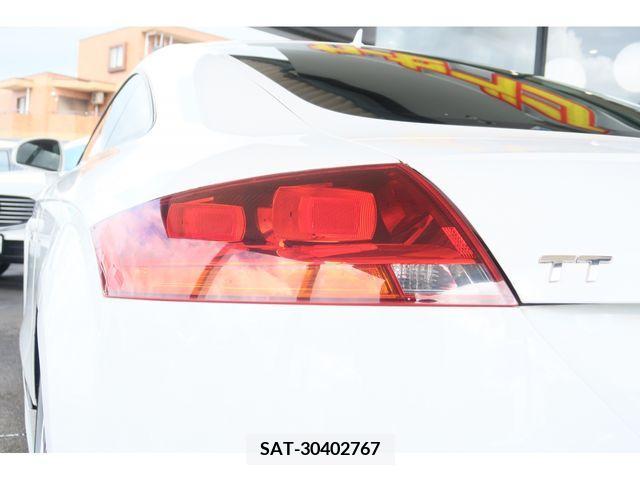 Audi TT 2011-07 395806-26