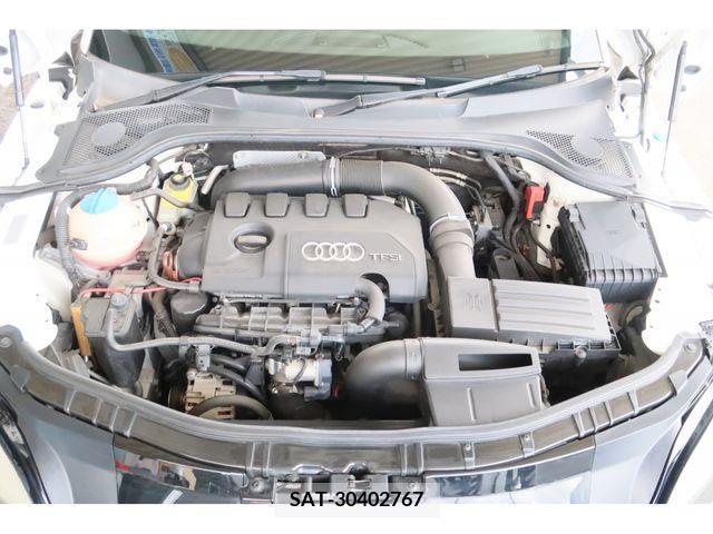 Audi TT 2011-07 395806-14
