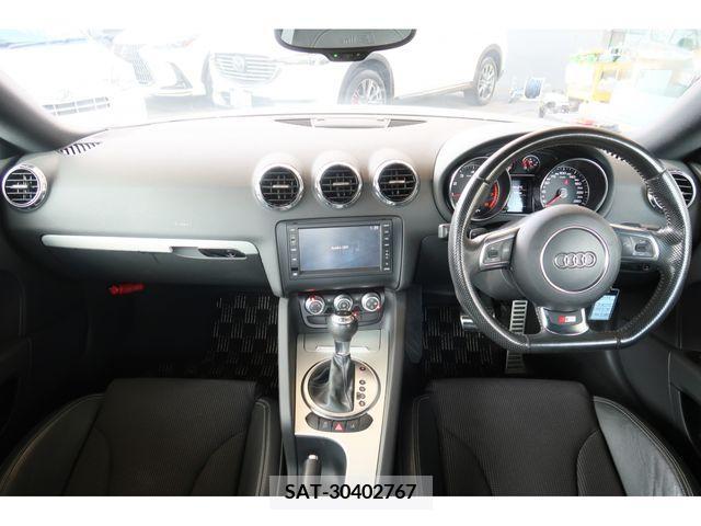 Audi TT 2011-07 395806-5