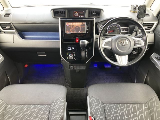 Toyota ROOMY 2017-04 5529-1