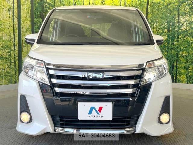 Toyota NOAH 2014-02 279478-15