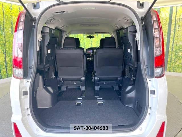 Toyota NOAH 2014-02 279478-11