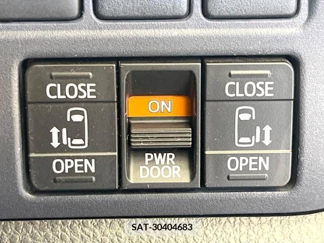 Toyota NOAH 2014-02 279478-4