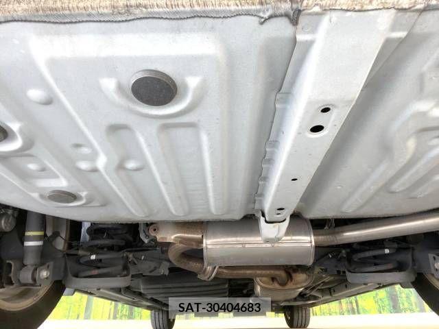 Toyota NOAH 2014-02 279478-19