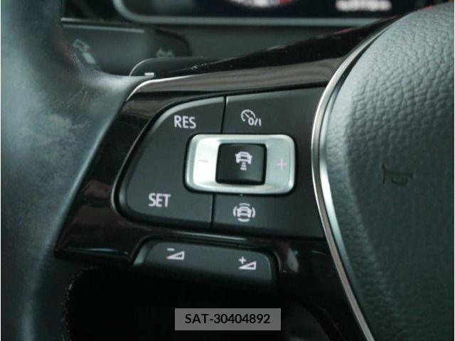 VolksWagen GOLF 2020-02 320334-15