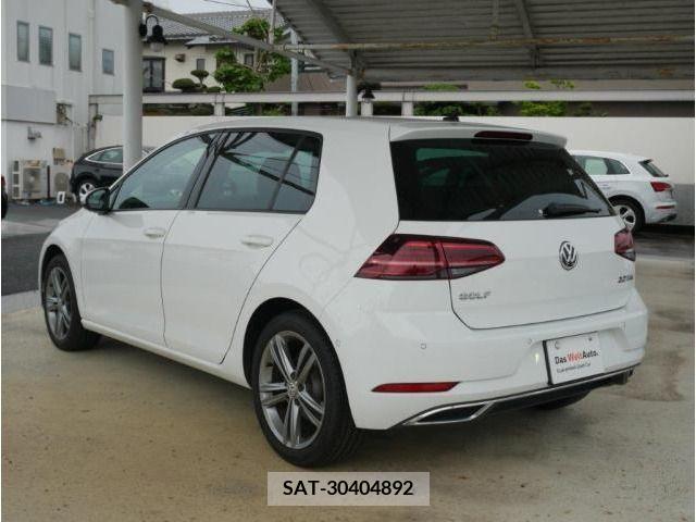 VolksWagen GOLF 2020-02 320334-9