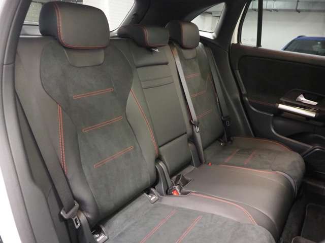 Mercedes Benz GLA-CLASS 2021-01 5336-14