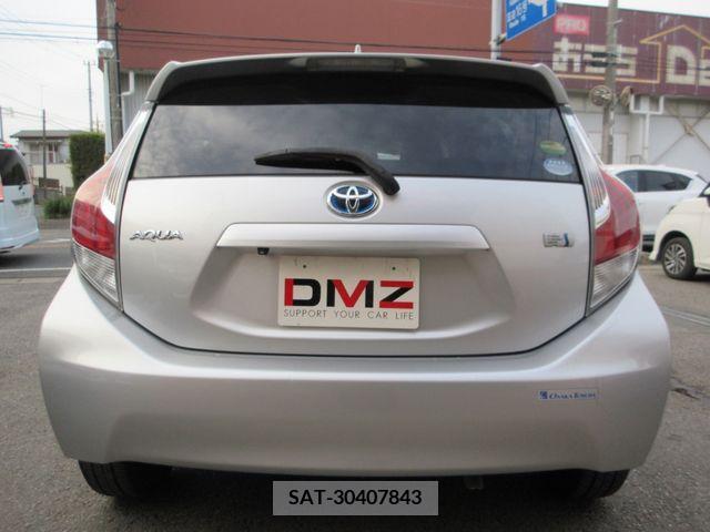 Toyota AQUA 2017-03 291927-3