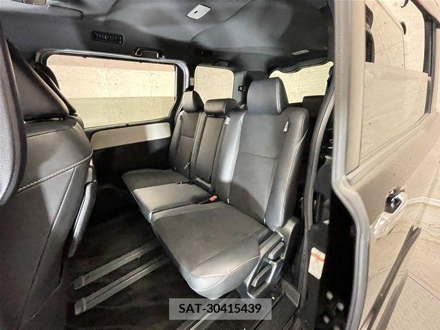 Toyota NOAH 2018-12 345871-6
