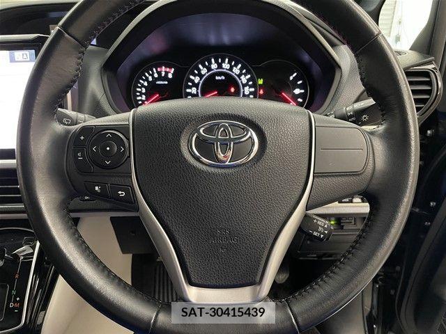 Toyota NOAH 2018-12 345871-10
