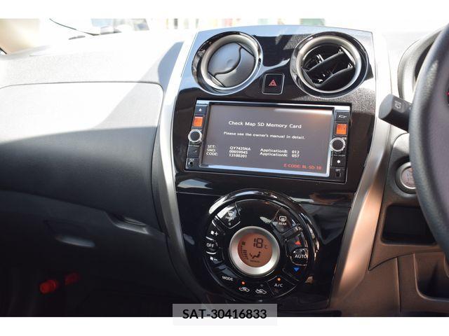 Nissan NOTE 2014-02 279854-4