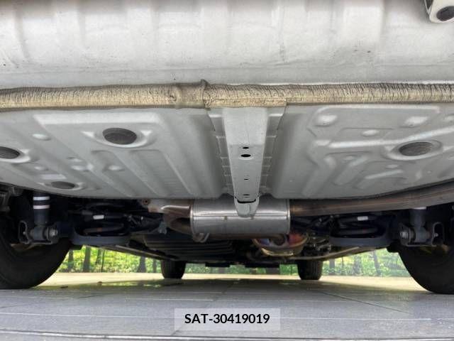 Toyota VOXY 2018-02 345031-19