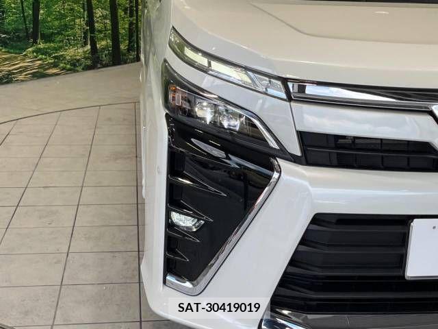 Toyota VOXY 2018-02 345031-12