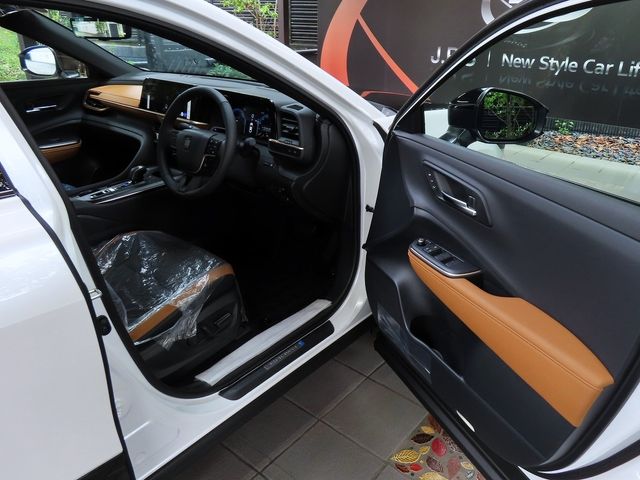 Toyota CROWN 2023-07 23416-18