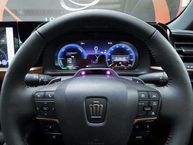 Toyota CROWN 2023-07 23416-24