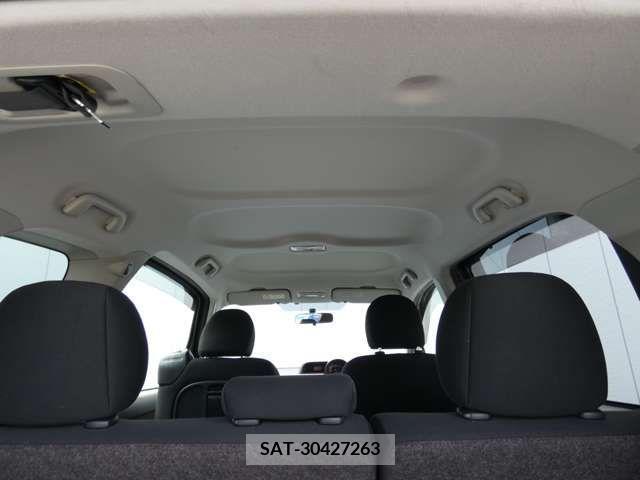 Toyota SPADE 2013-09 313679-8
