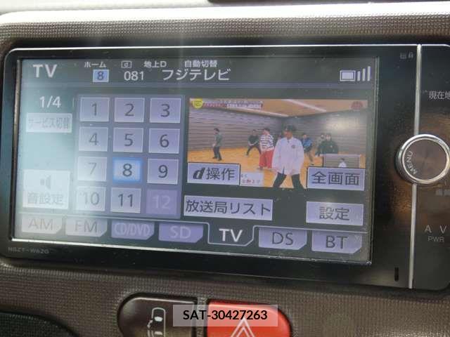 Toyota SPADE 2013-09 313679-12