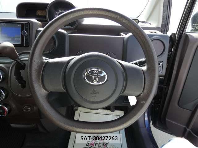 Toyota SPADE 2013-09 313679-10